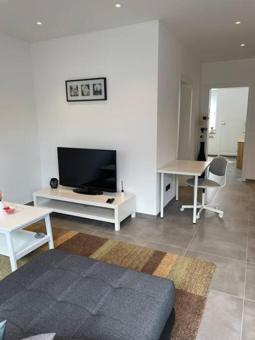 Gemuetliche, Topp Ausgestattete Ferienwohnung Bann Kültér fotó
