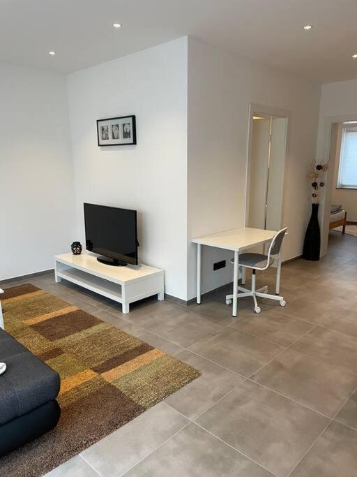 Gemuetliche, Topp Ausgestattete Ferienwohnung Bann Kültér fotó