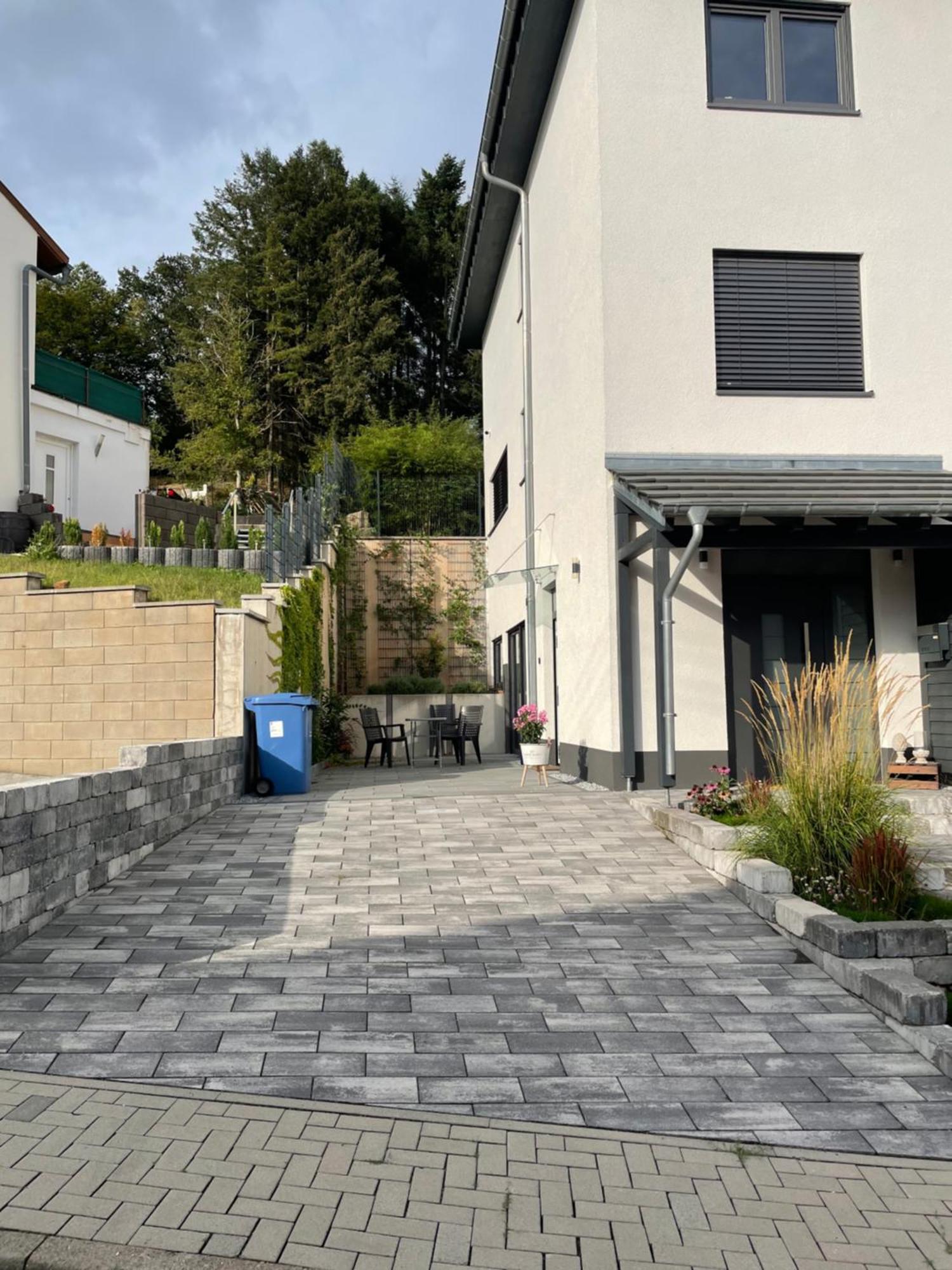 Gemuetliche, Topp Ausgestattete Ferienwohnung Bann Kültér fotó